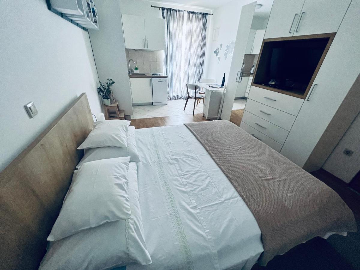 Jakov Apartments 오레비츠 외부 사진