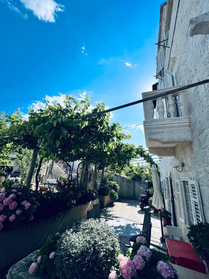 Jakov Apartments 오레비츠 외부 사진