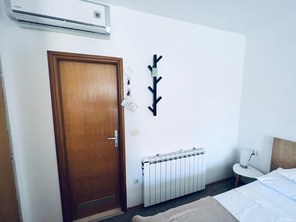 Jakov Apartments 오레비츠 외부 사진