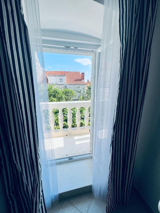 Jakov Apartments 오레비츠 외부 사진